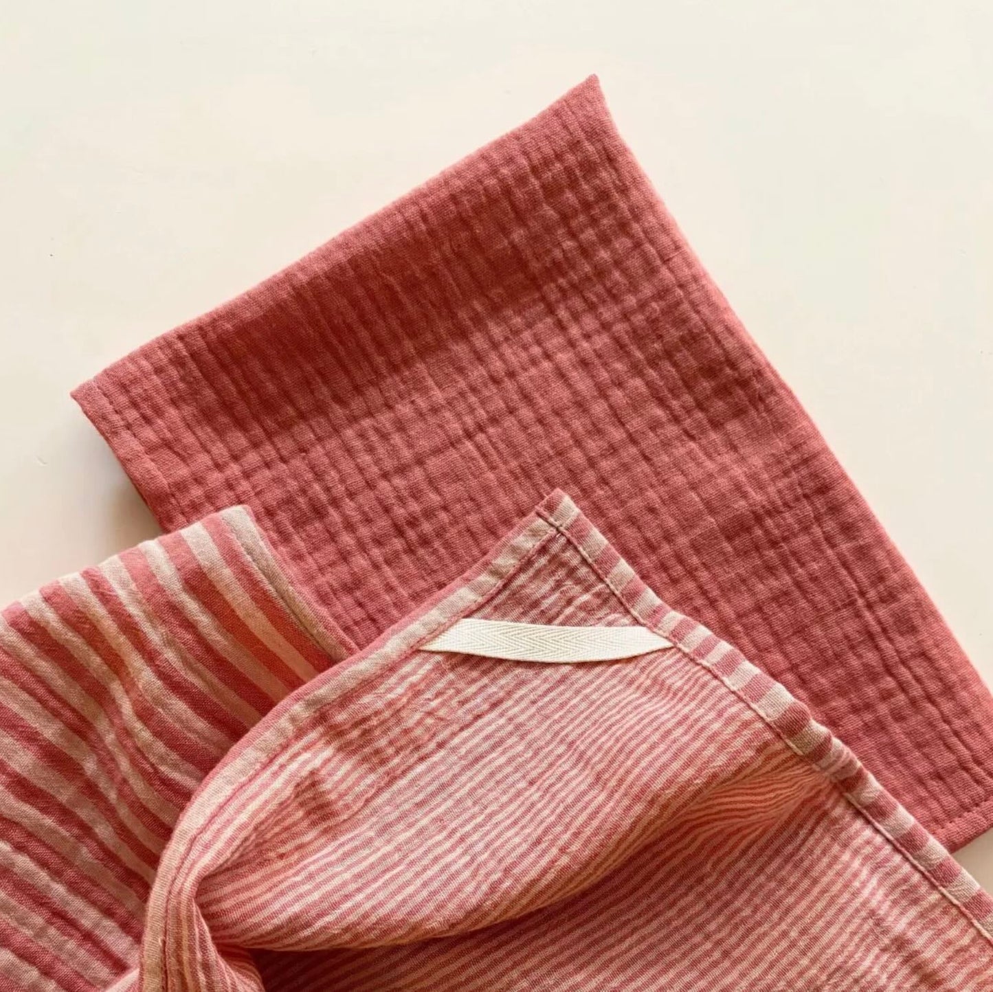 2 essuie-mains rose poudré