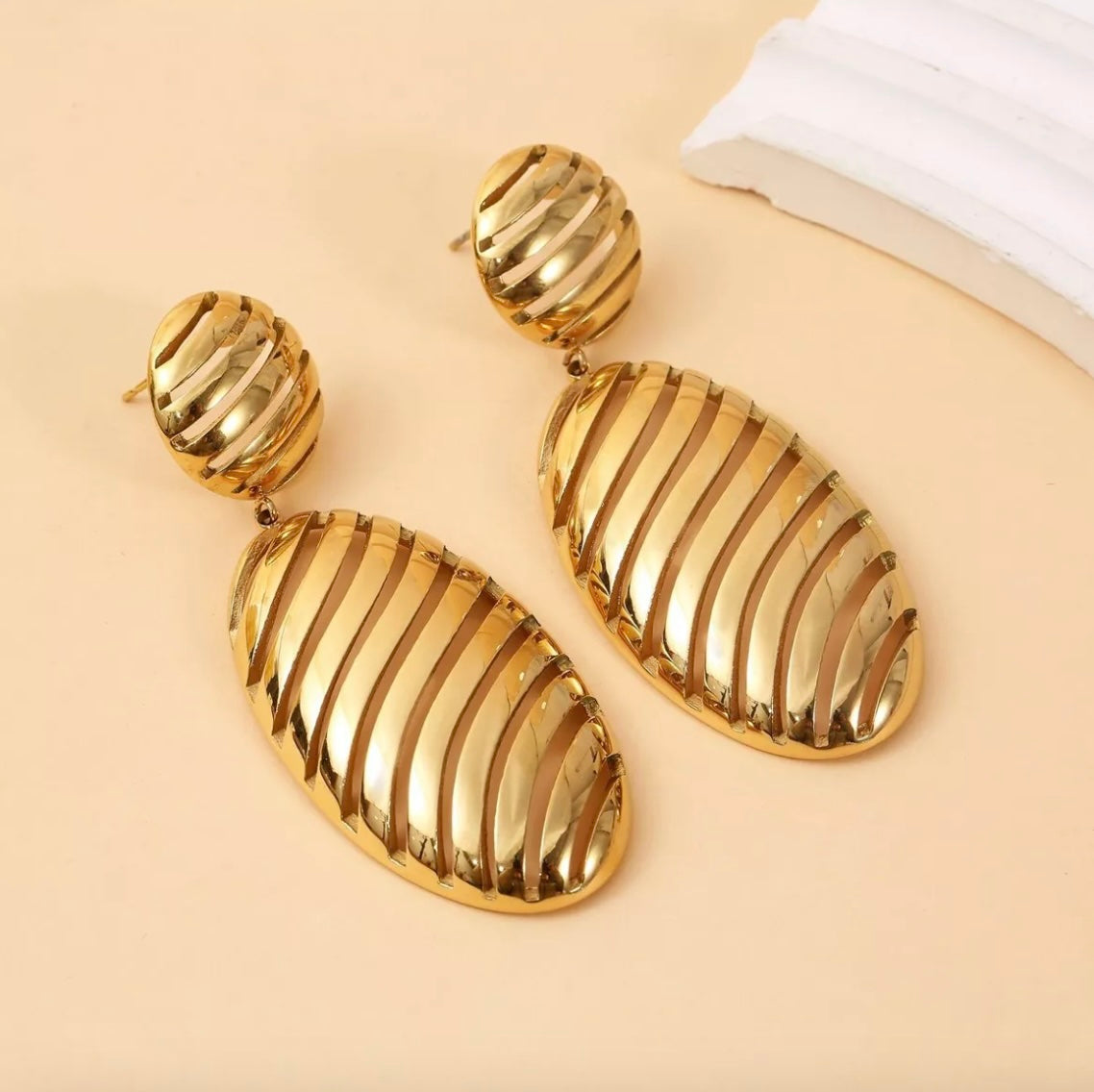 Boucles d'oreilles - pendantes ovales ajourées