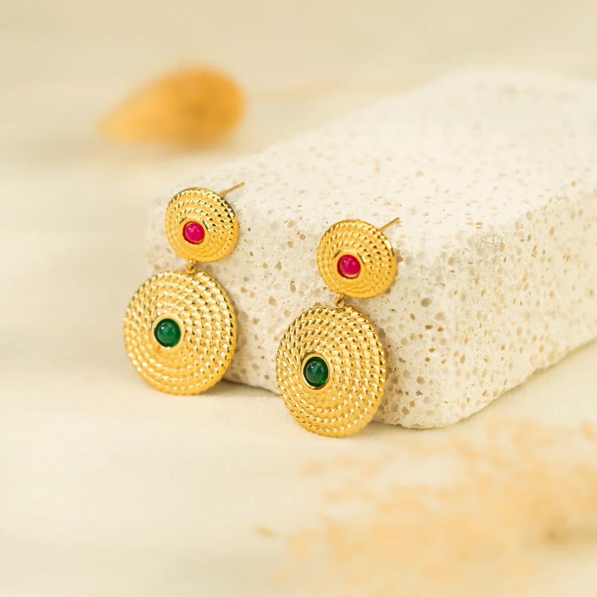 Boucles d'oreilles pendantes double disque coloré