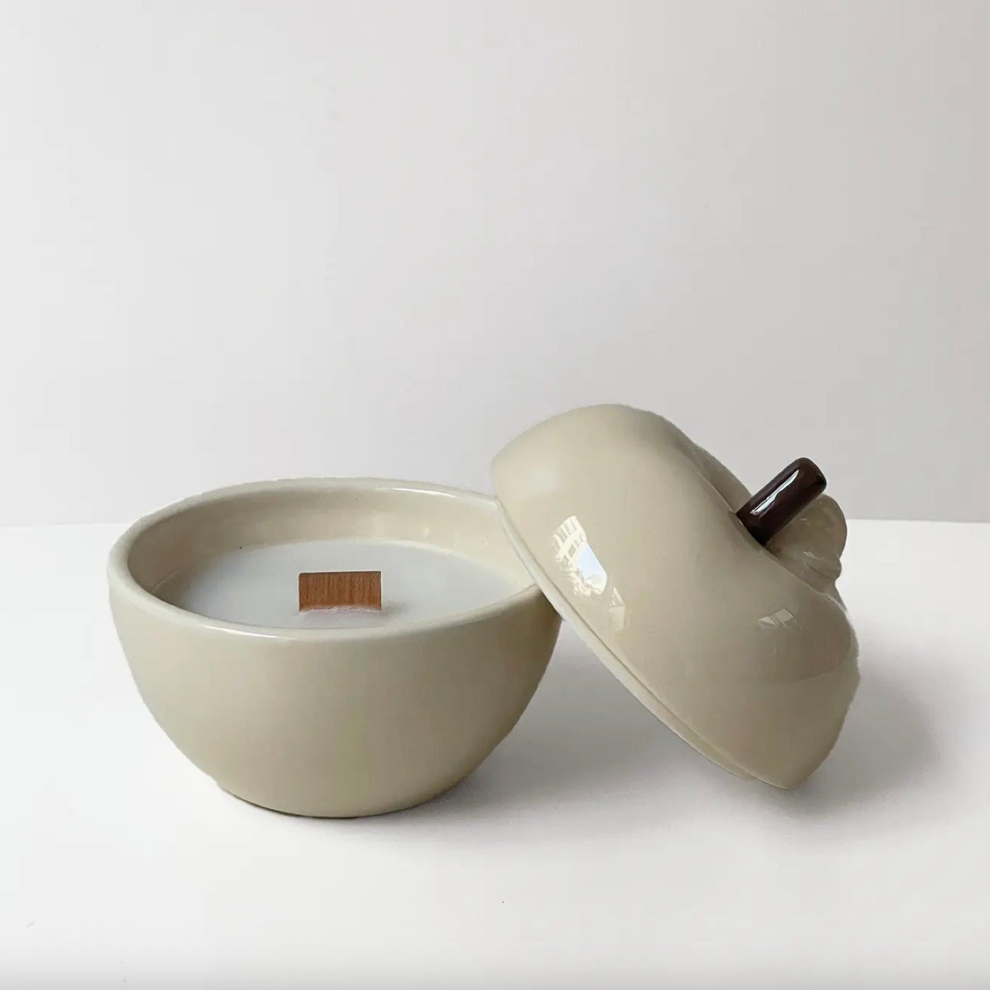 Bougie Pomme céramique Crème Vanille