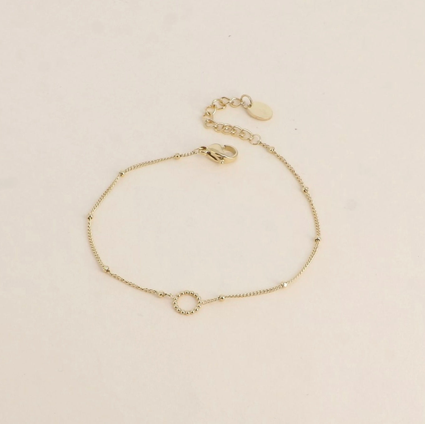 Bracelet chaîne avec boules et cercle milgrain