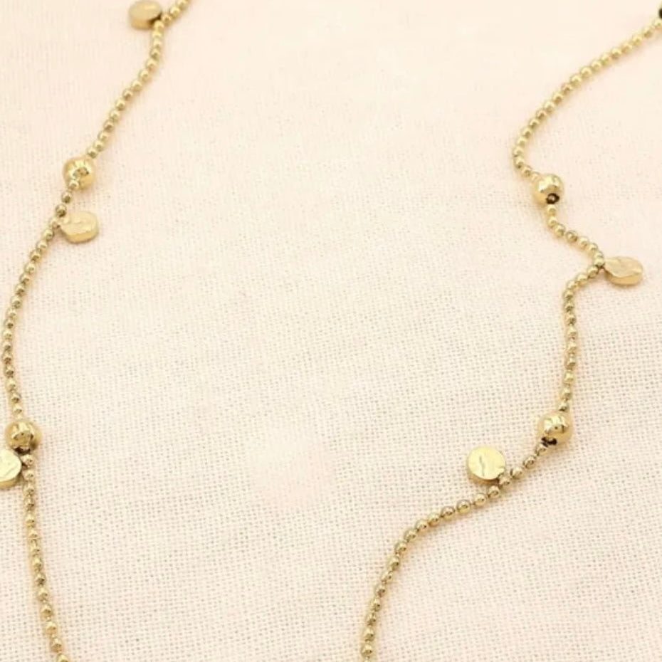 Collier pendentif boule et mini pampilles rondes martelées