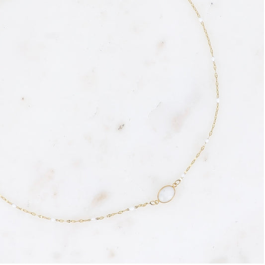 Collier chaîne émaillée pendentif pierre ovale