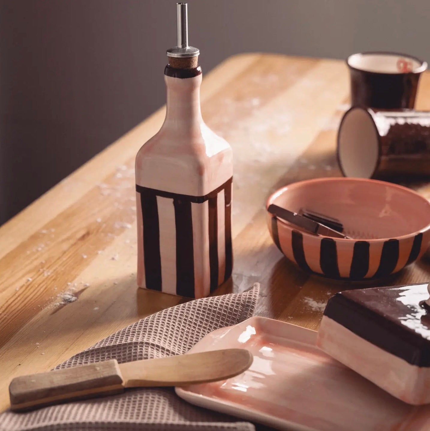 Distributeur d'huile d'olive en céramique artisanale – 475ml