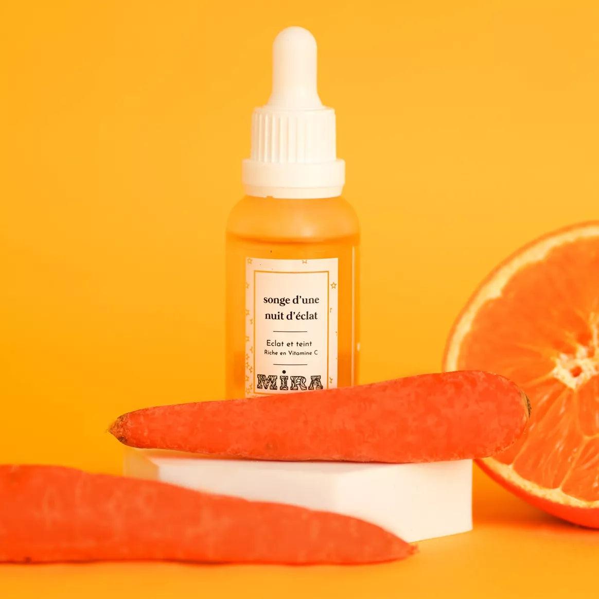 Huile Songe d'une nuit d'éclat - Sérum de nuit 9% de vitamine C - Visage - Anti-âge, éclat et teint, tout type de peau - 30 ml
