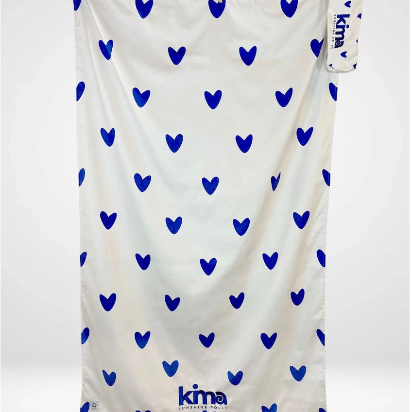 Serviette de plage XXL en microfibres - coeur bleu