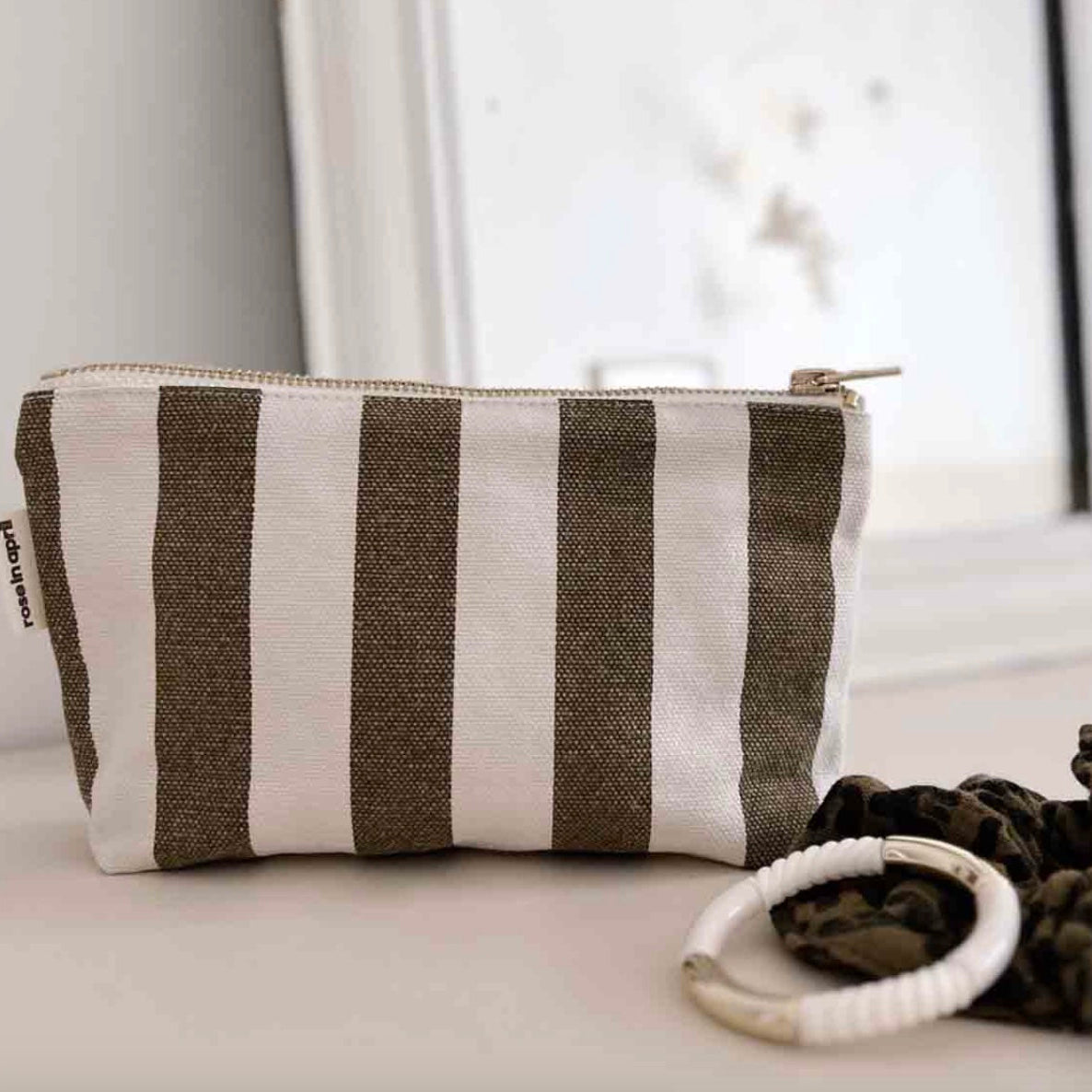 Trousse Olive & creme