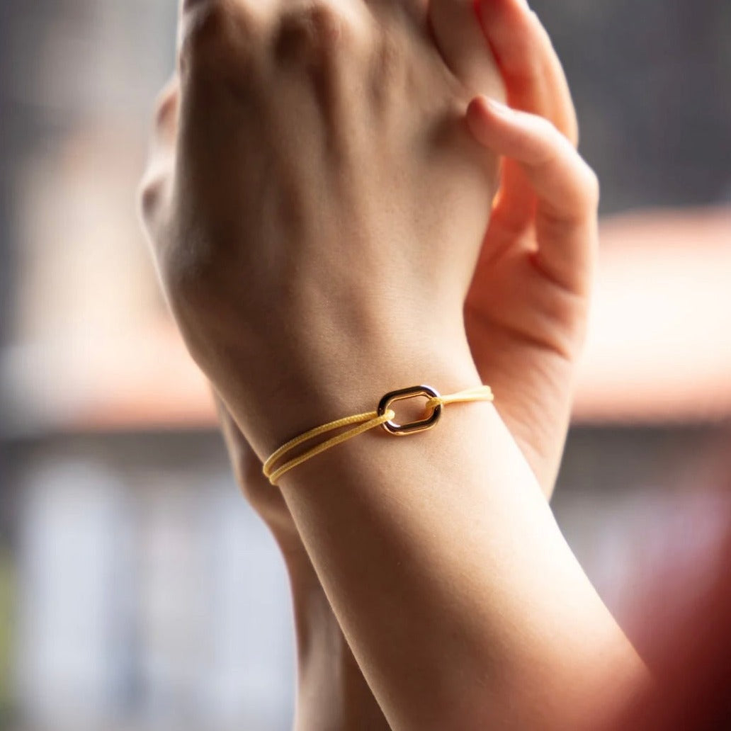 Bracelet Maillon 16mn - lien fin jaune plaqué or