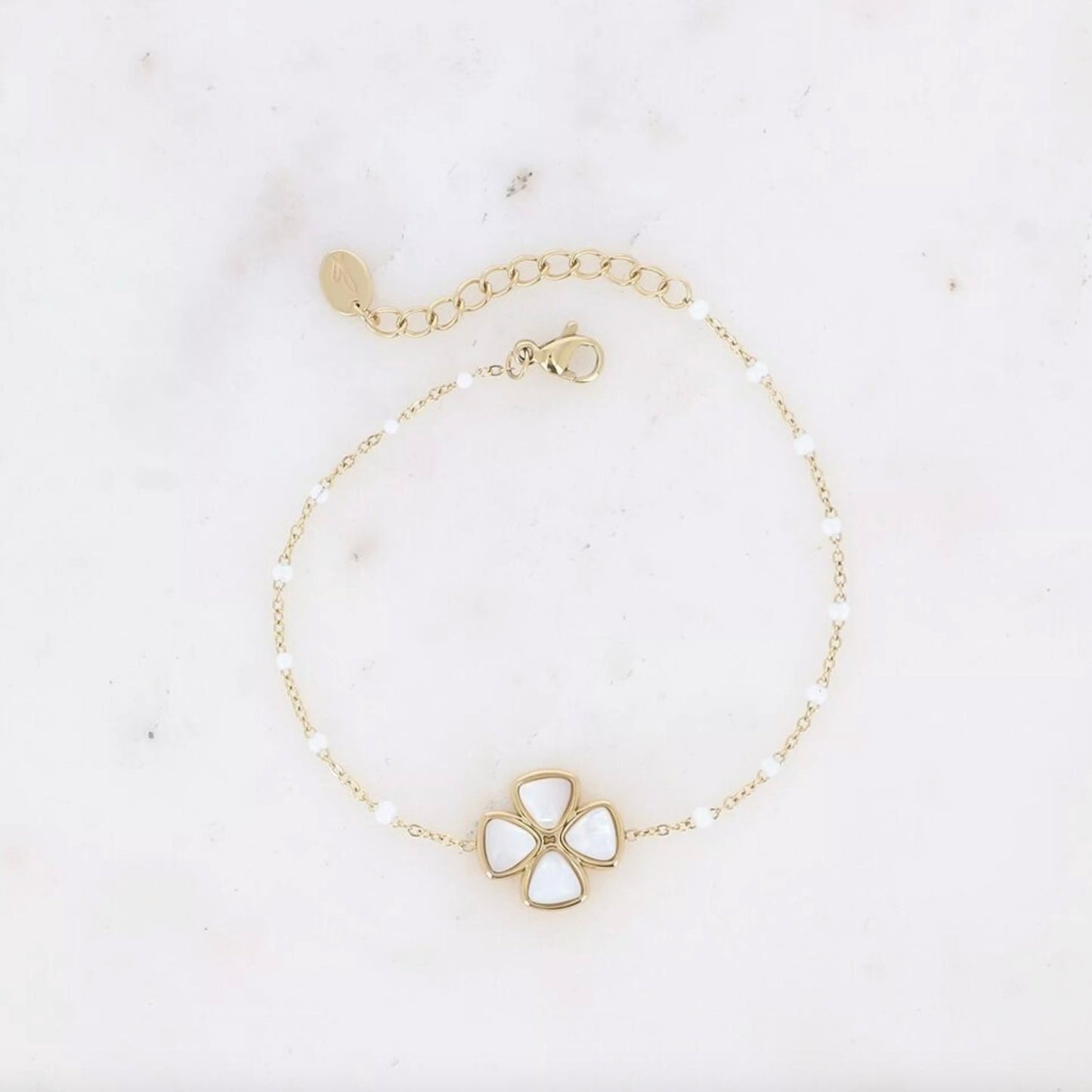 Bracelet trèfle pierres naturelles