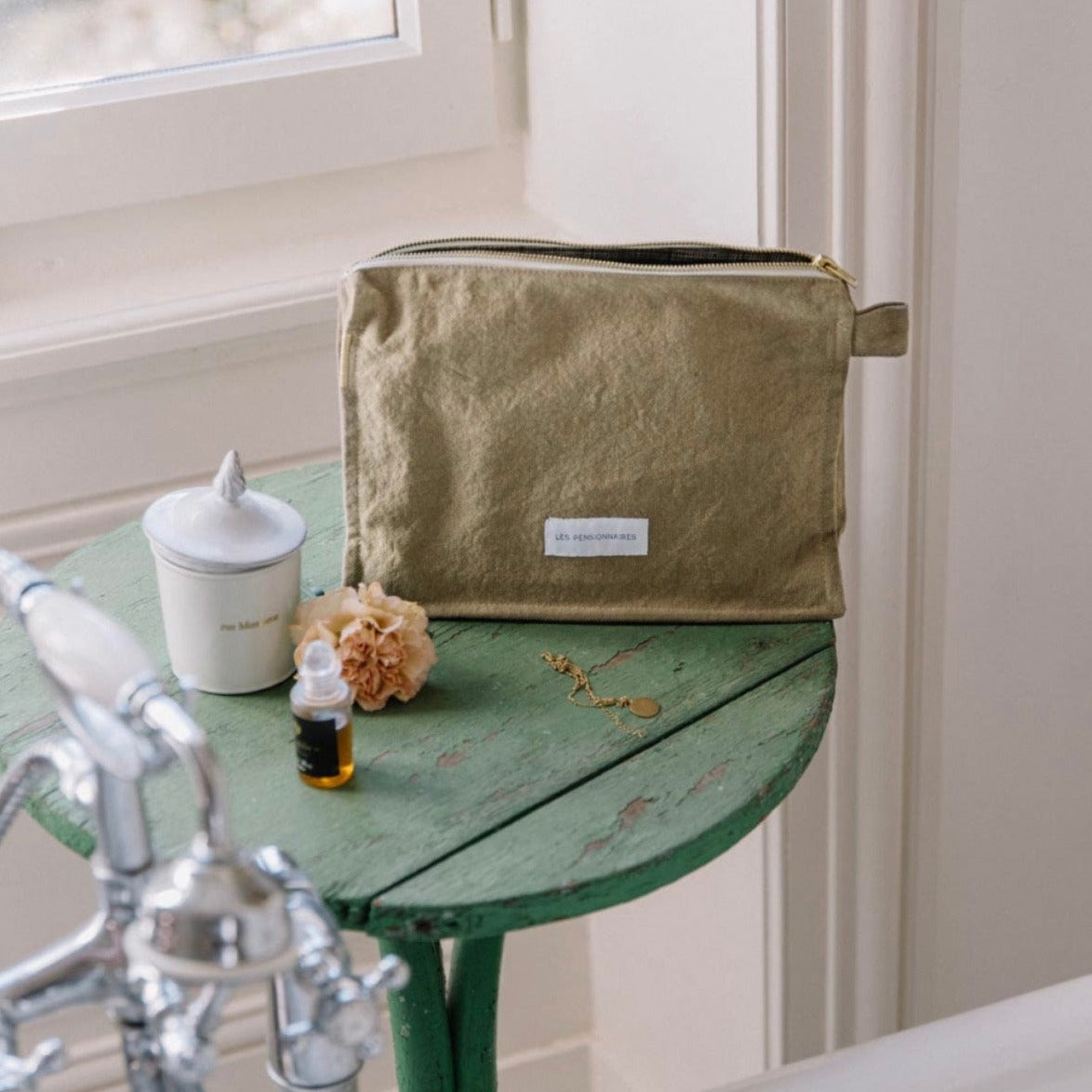 Trousse de toilette en toile de coton bio - vert tilleul