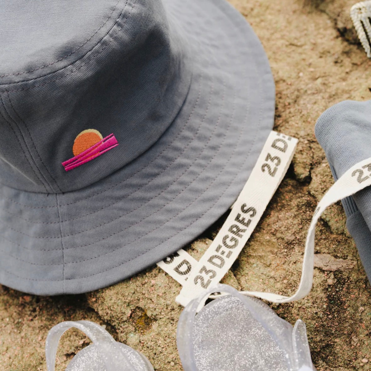 Bob Sunday Gris orage