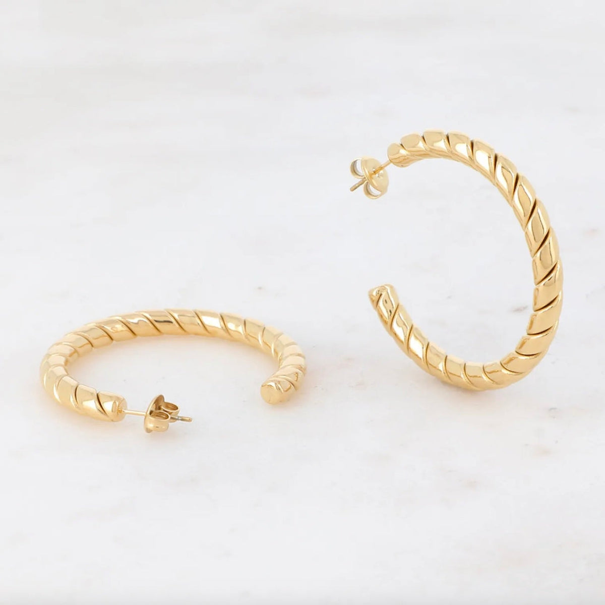 Boucles d'oreilles - grandes créoles torsadées PM