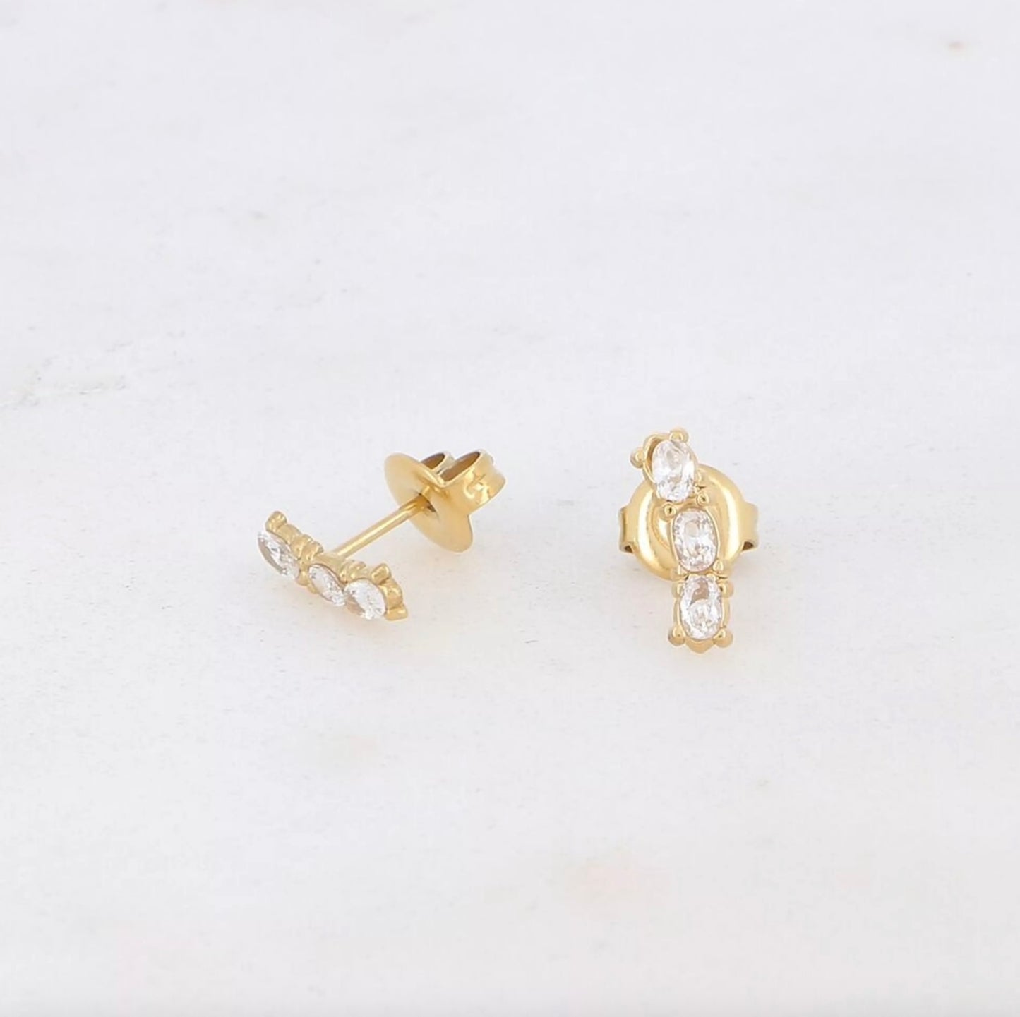 Boucles d'oreilles dorée 3 petits cristaux