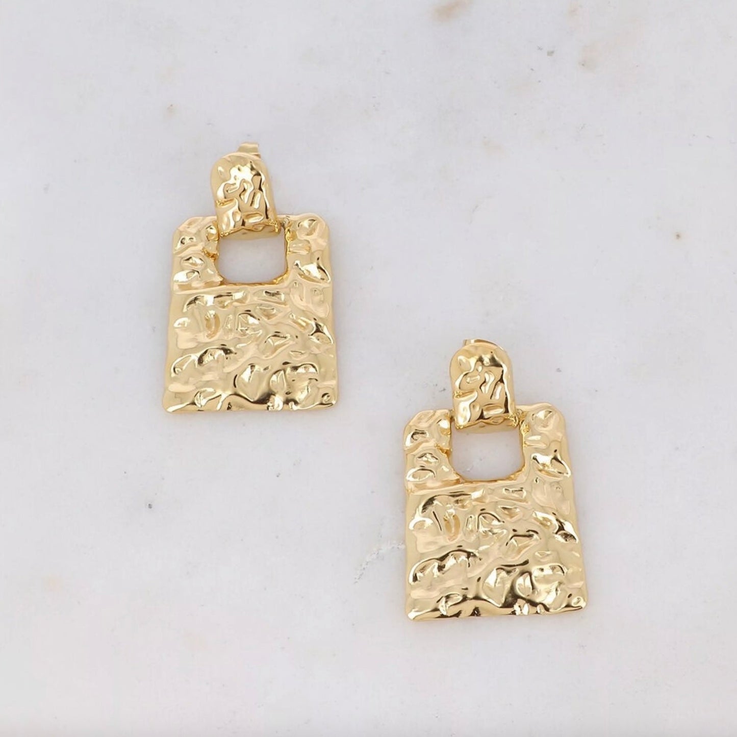 Boucles pendantes pieces rectangles martelées