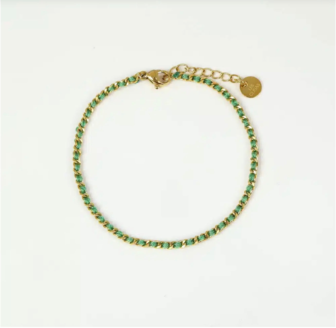 Bracelet chaine entrelacé de fil de couleur