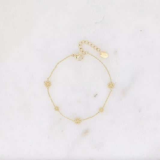 Bracelet petites fleurs dorées