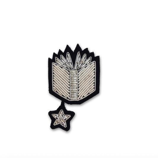 Broche Livre blanc argent