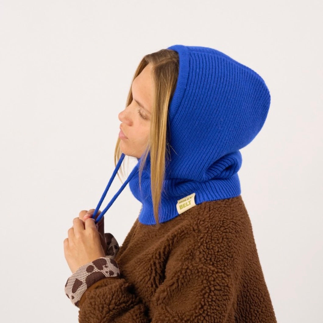Cagoule bleu electrique