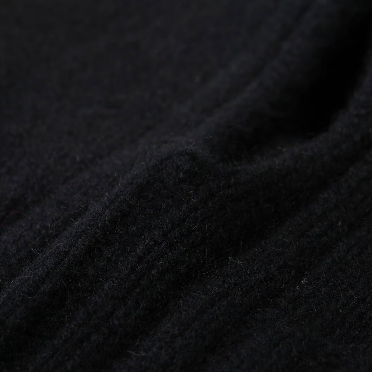 Cagoule Laine et Angora Black