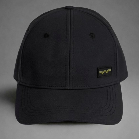 beau nuage casquette imperméable et UV