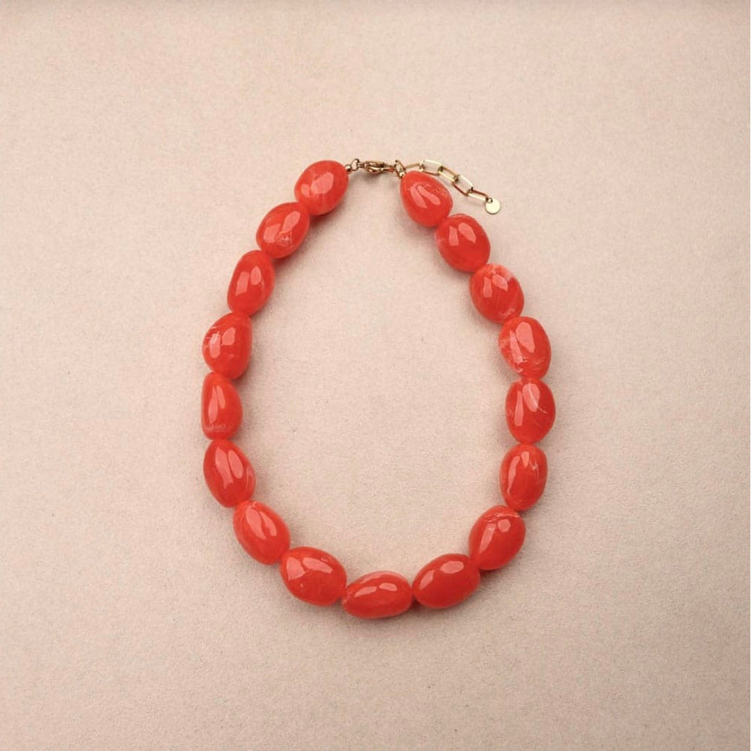 Collier beans résine couleur