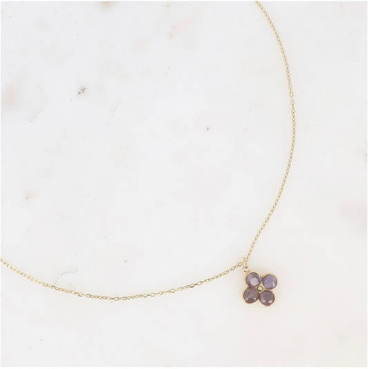 Collier chaîne trèfle pierres naturelles