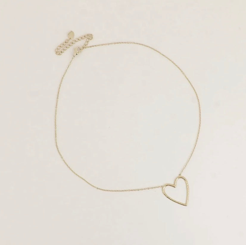 Collier coeur ajouré