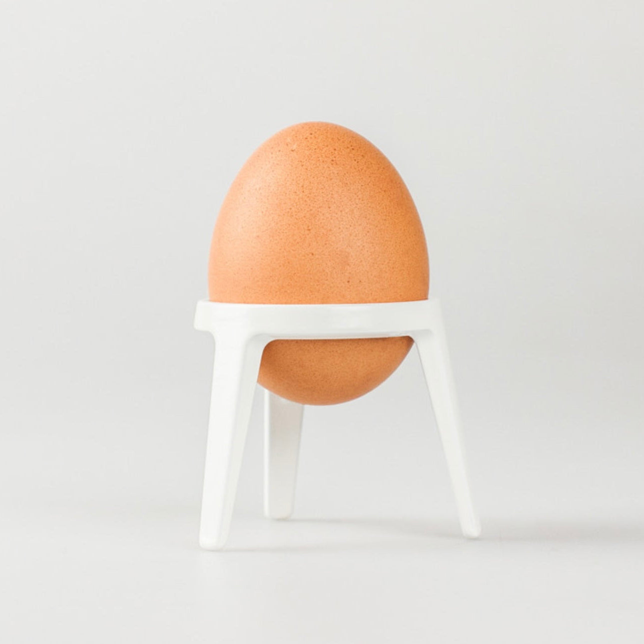 Coquetier minimaliste métal
