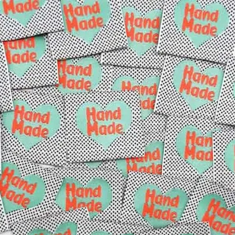 Etiquette tissée à coudre