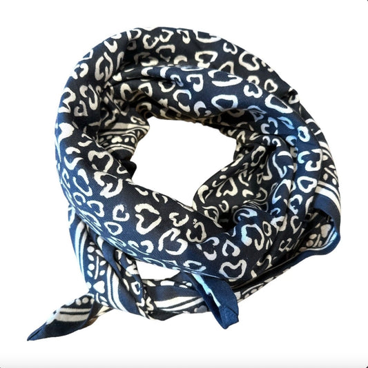 Foulard léopard Gris