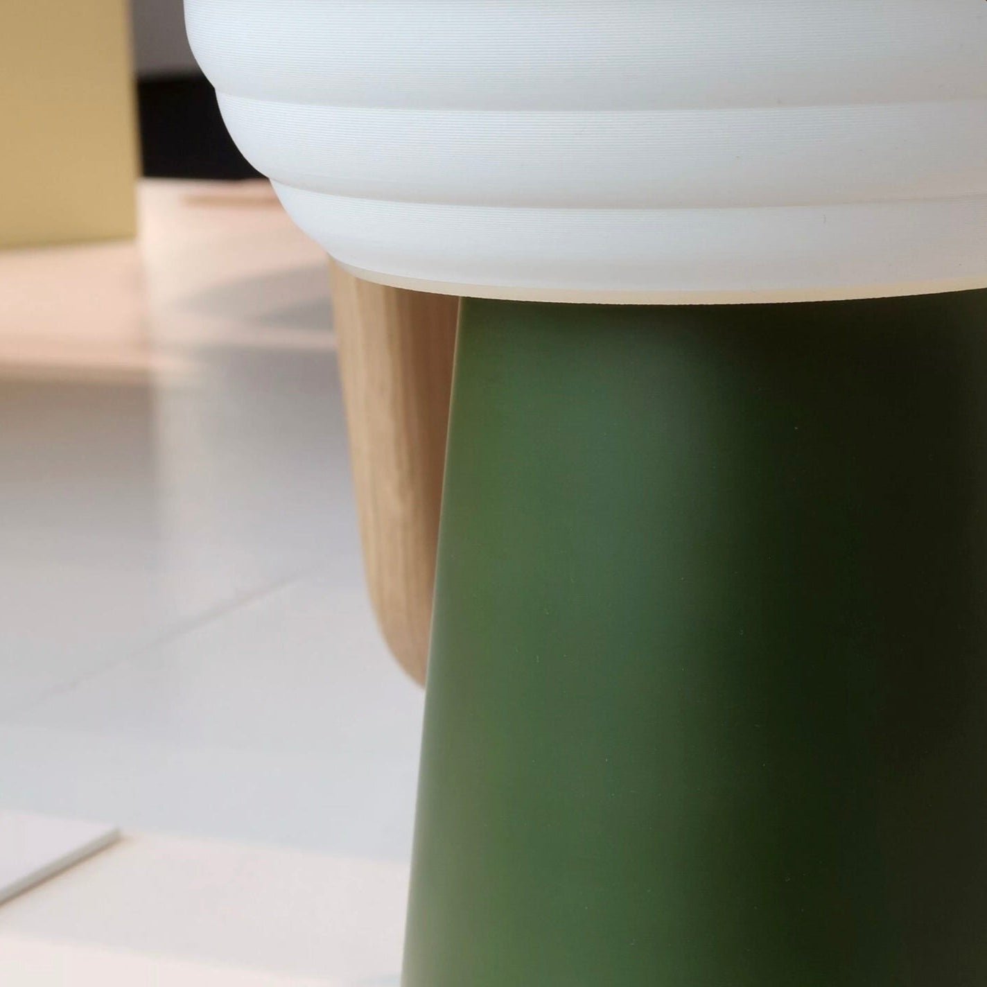 Lampe Benet kaki