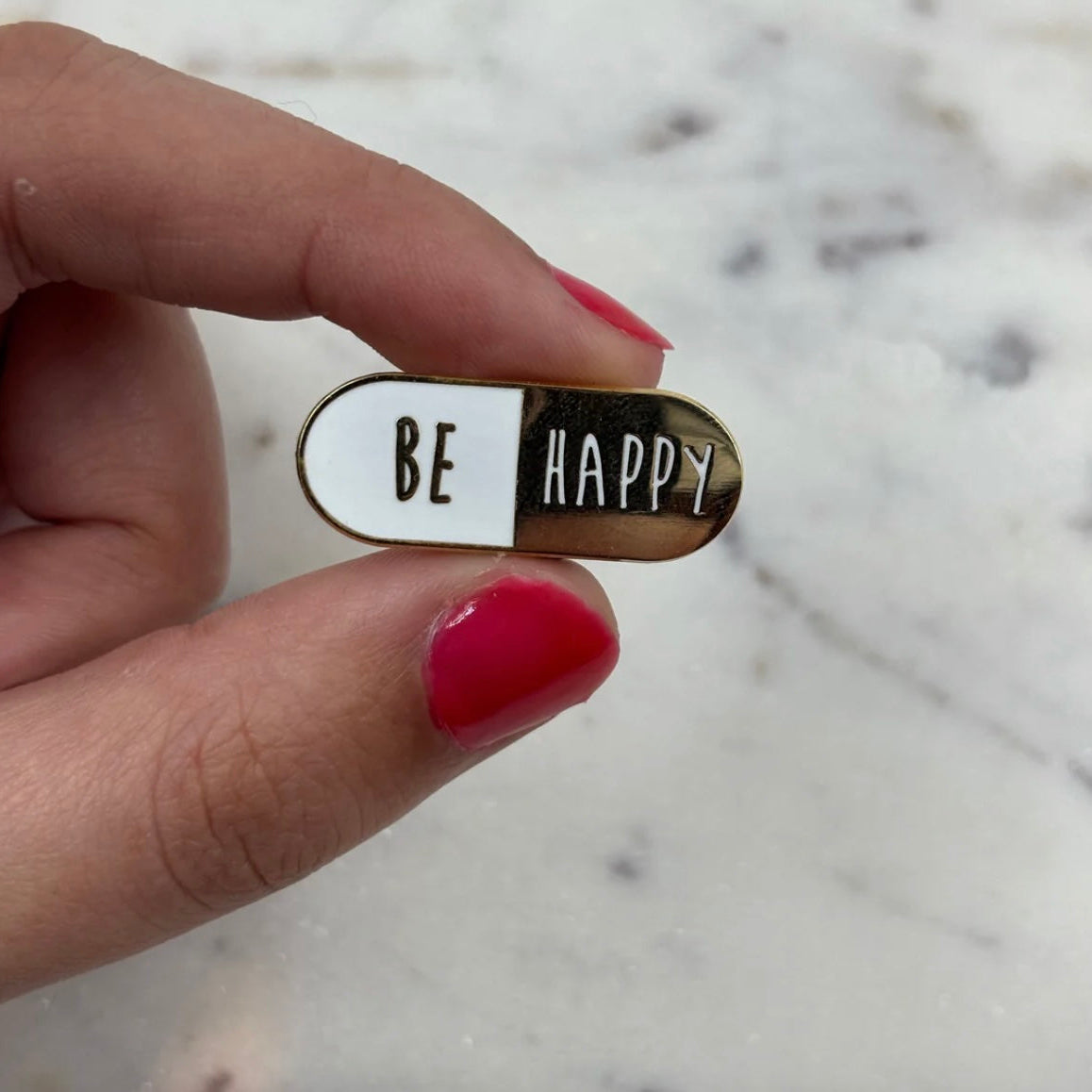 Pin’s Pilule Be happy - Maîtresse