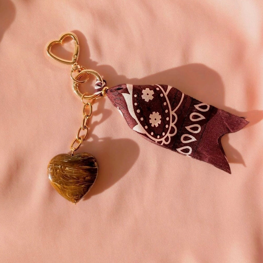 Porte clés grigri de sac coeur