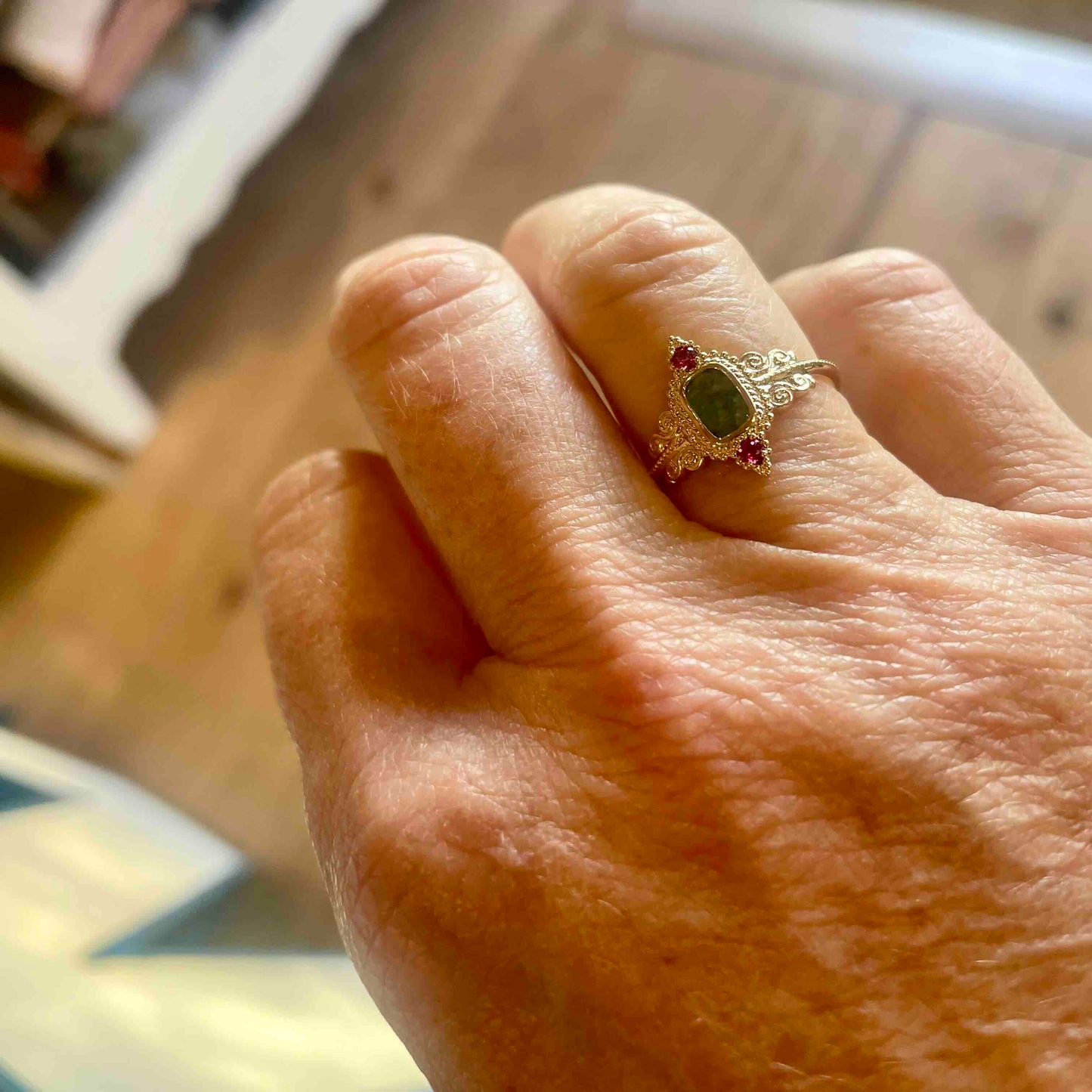 Bague India pierre verte et rose