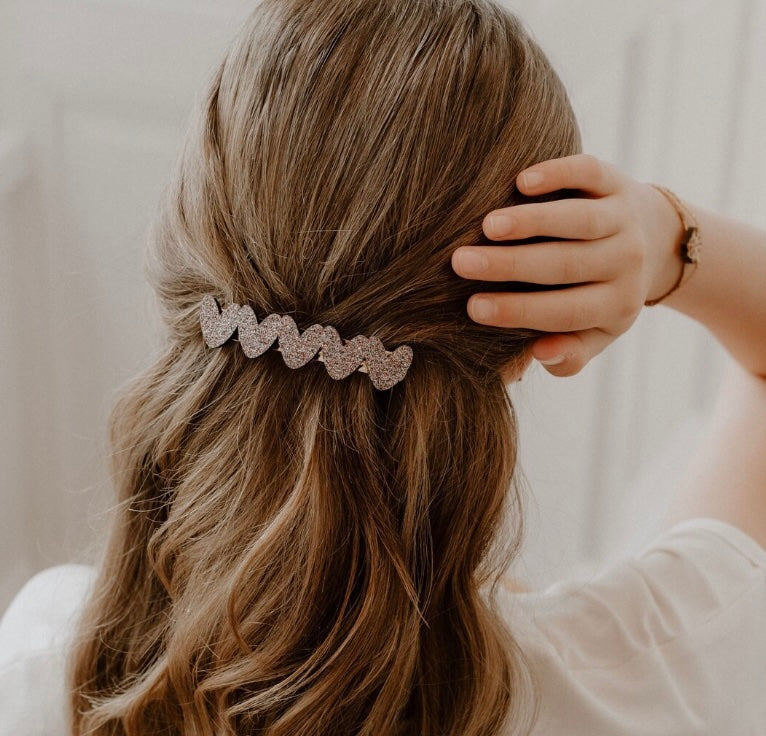 Barrette clip pailletée coeurs