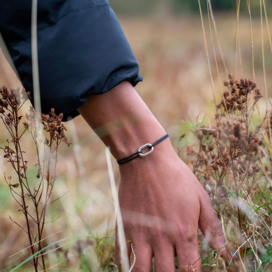 Bracelet Maillon 16mn plaqué argent - lien fin noir