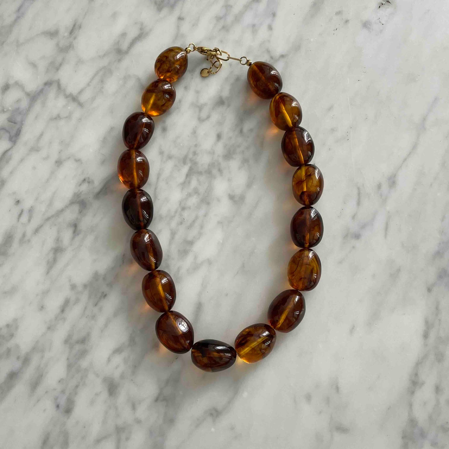 Collier beans résine couleur