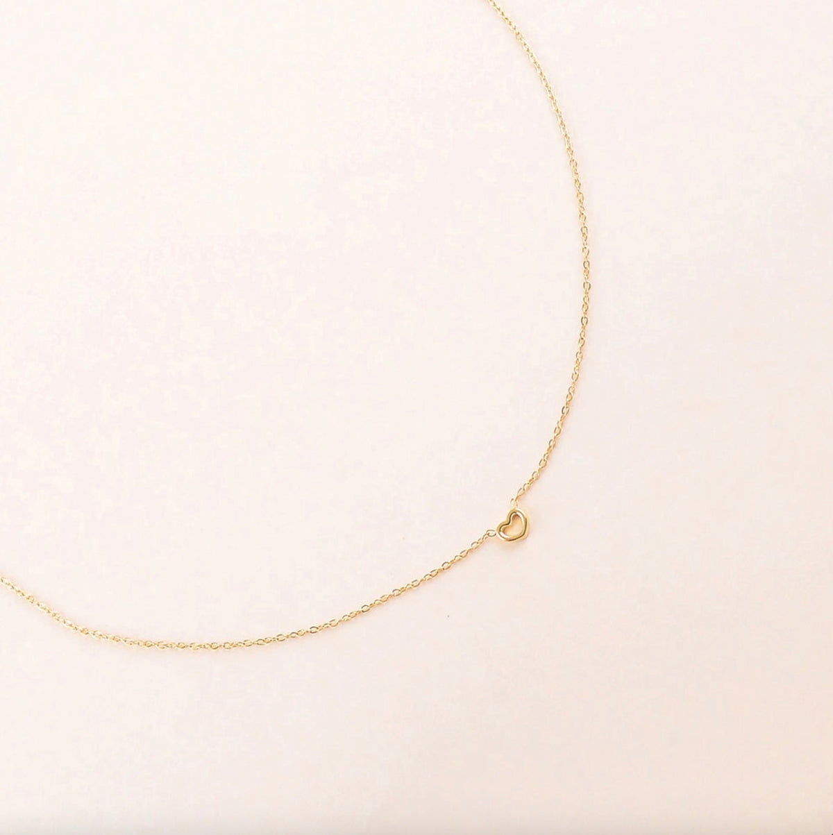 Collier - pendentif mini coeur ajouré