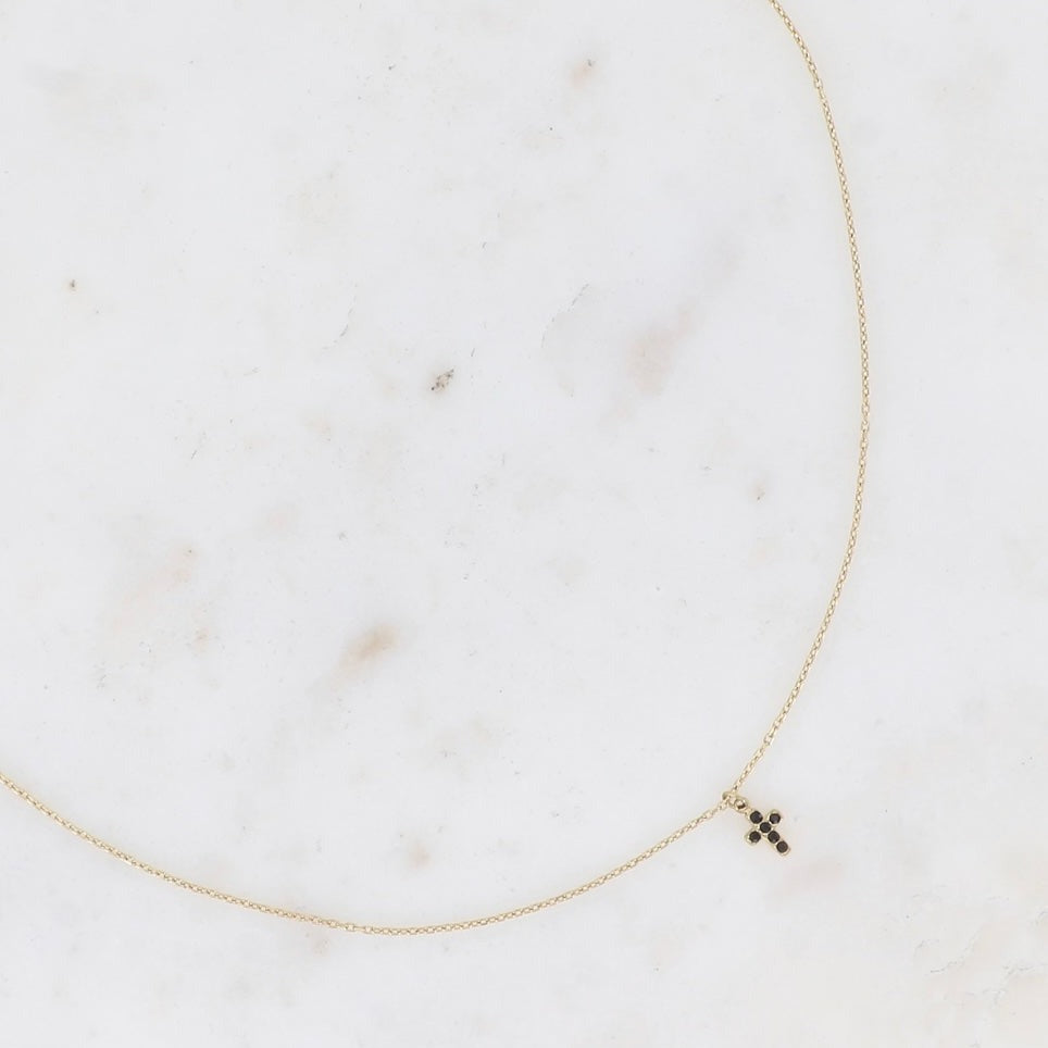 Collier mini croix pierre