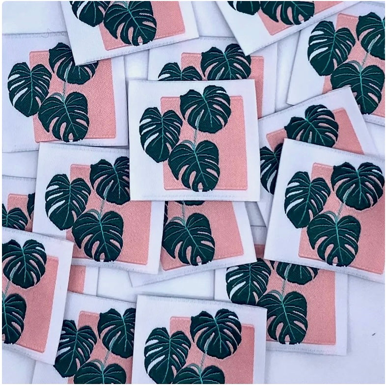 Etiquette tissée à coudre