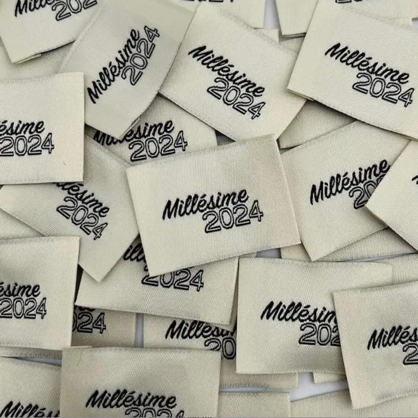 Etiquette tissée à coudre