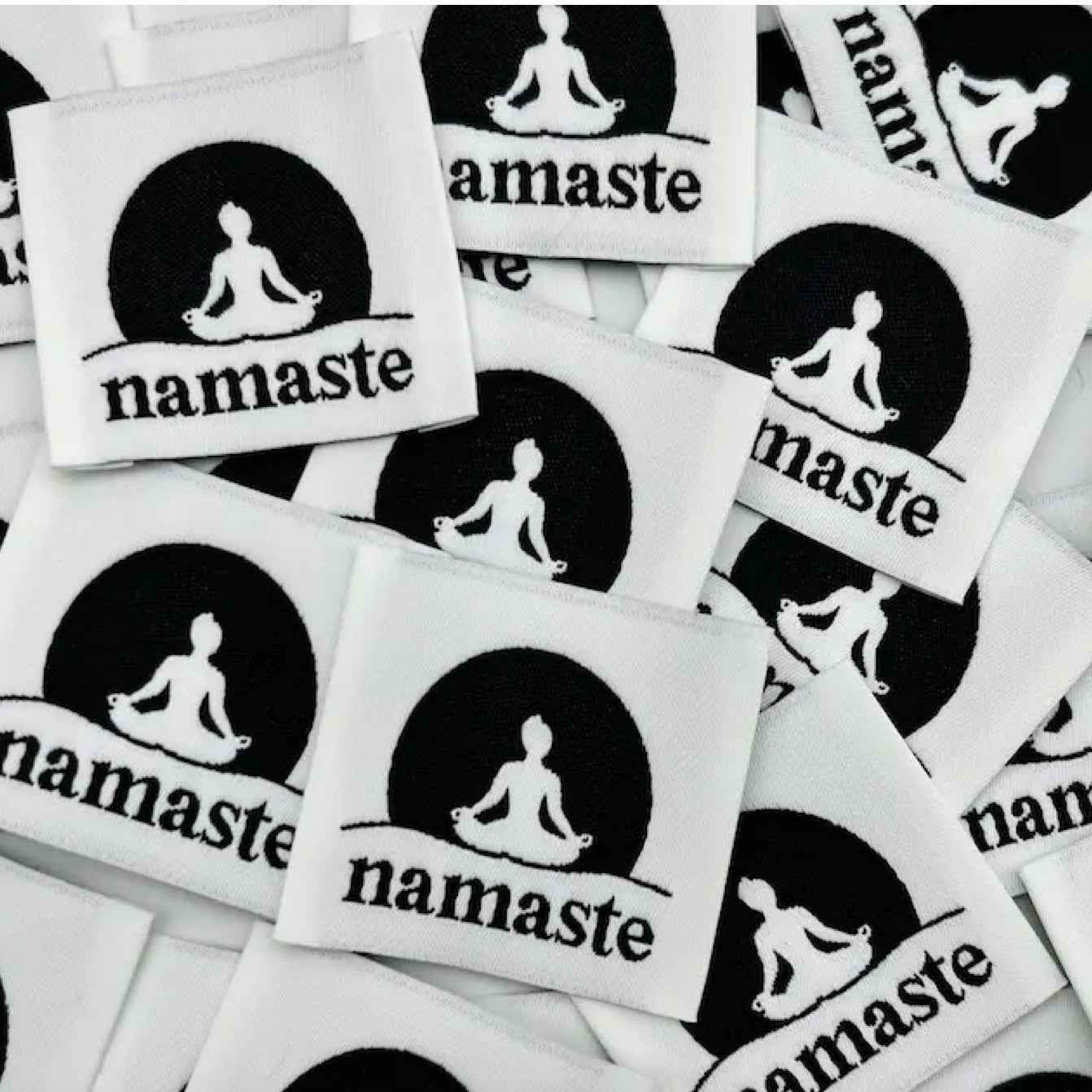 Etiquette tissée à coudre