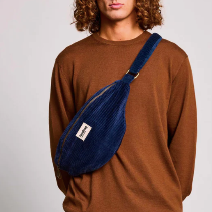 banane velours marine sasha hindbag