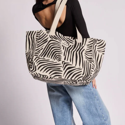 hindbag sac cabas claude zebre beige